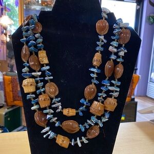 Wood and shell Handcrafted Brown and Blue Beaded Necklace vintage.
